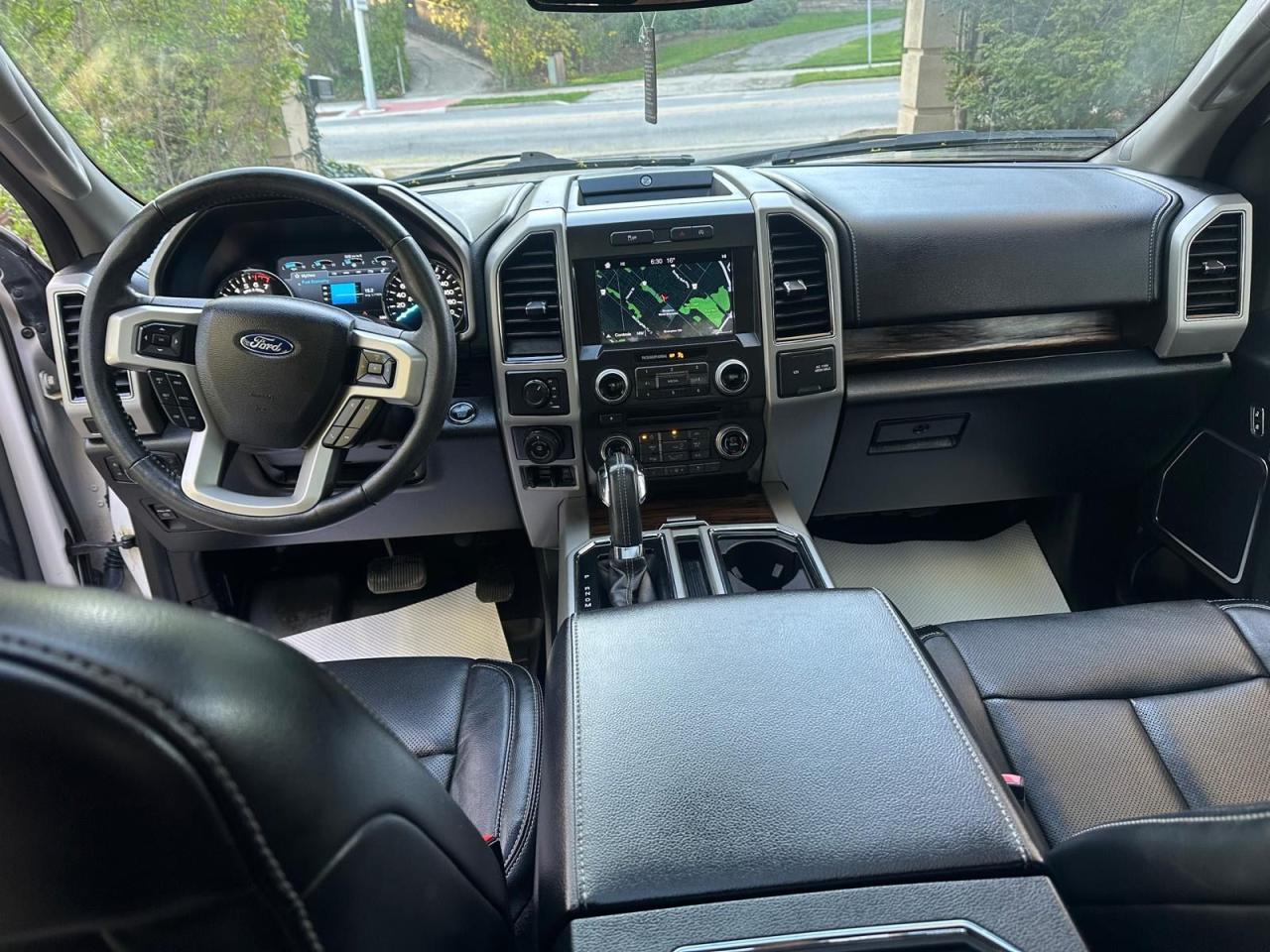 2018 Ford F-150 Lariat - Photo #11