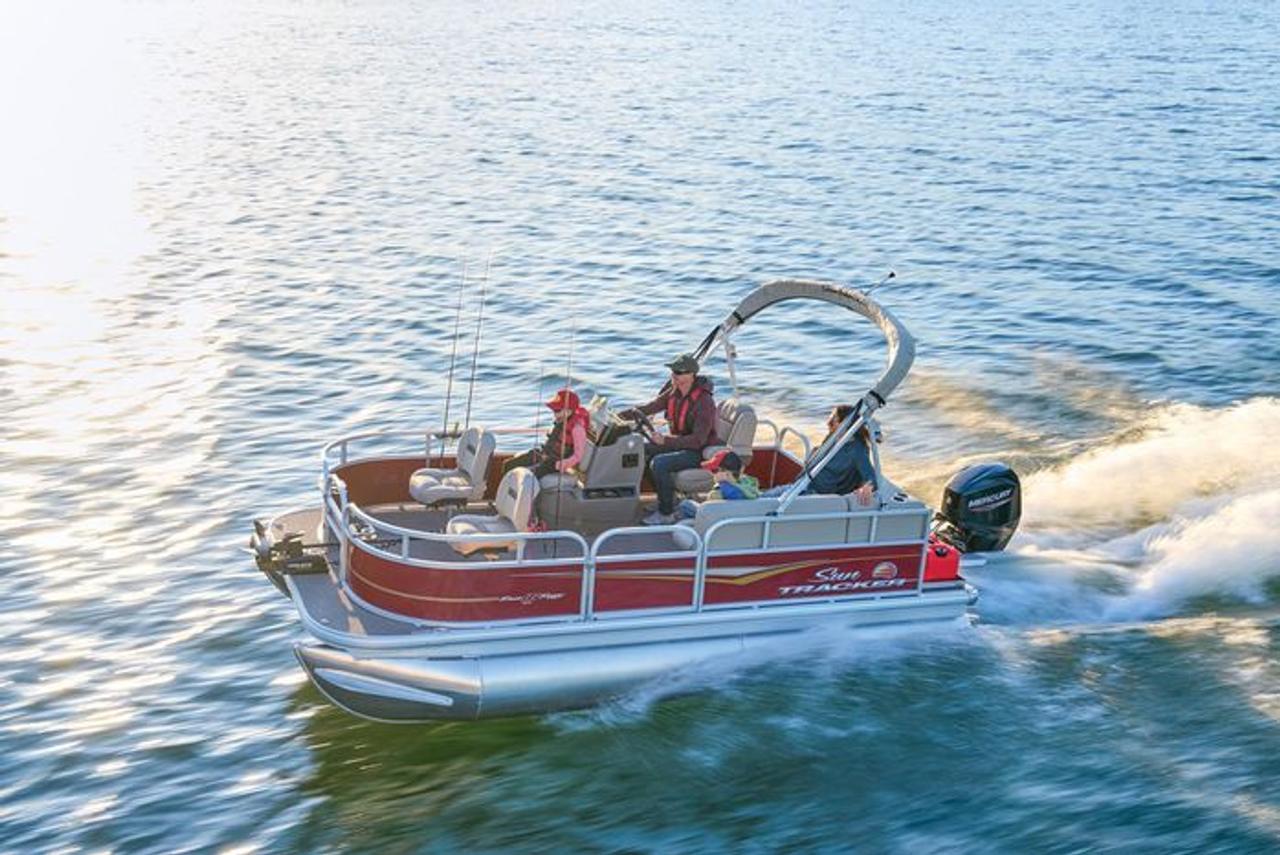 2025 Suntracker PartyBarge 16 XL SELECT - Photo #1