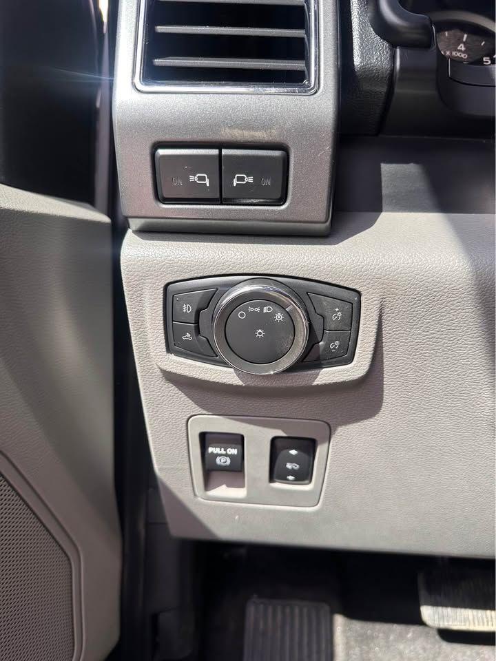 2020 Ford F-150 XLT - Photo #12