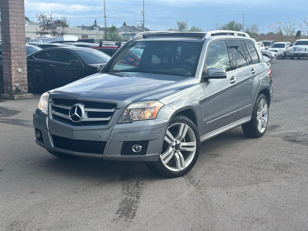 2011 Mercedes-Benz GLK-Class GLK 350 - Photo #2