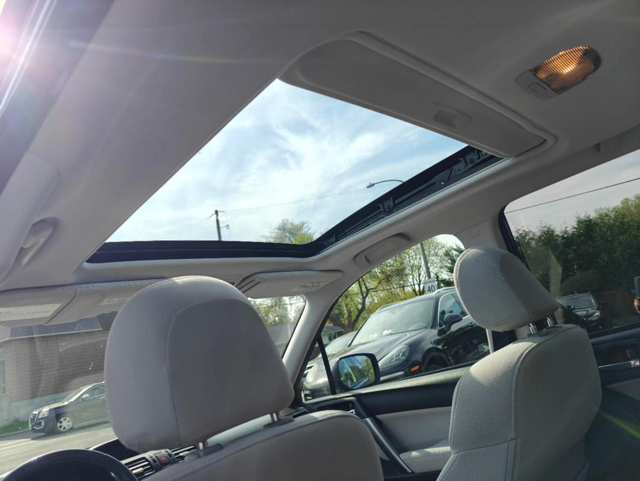2014 Subaru Forester 2.5i Touring - Photo #15