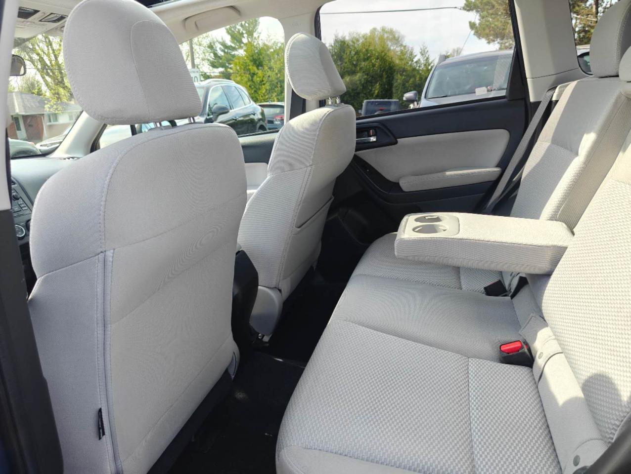 2014 Subaru Forester 2.5i Touring - Photo #16