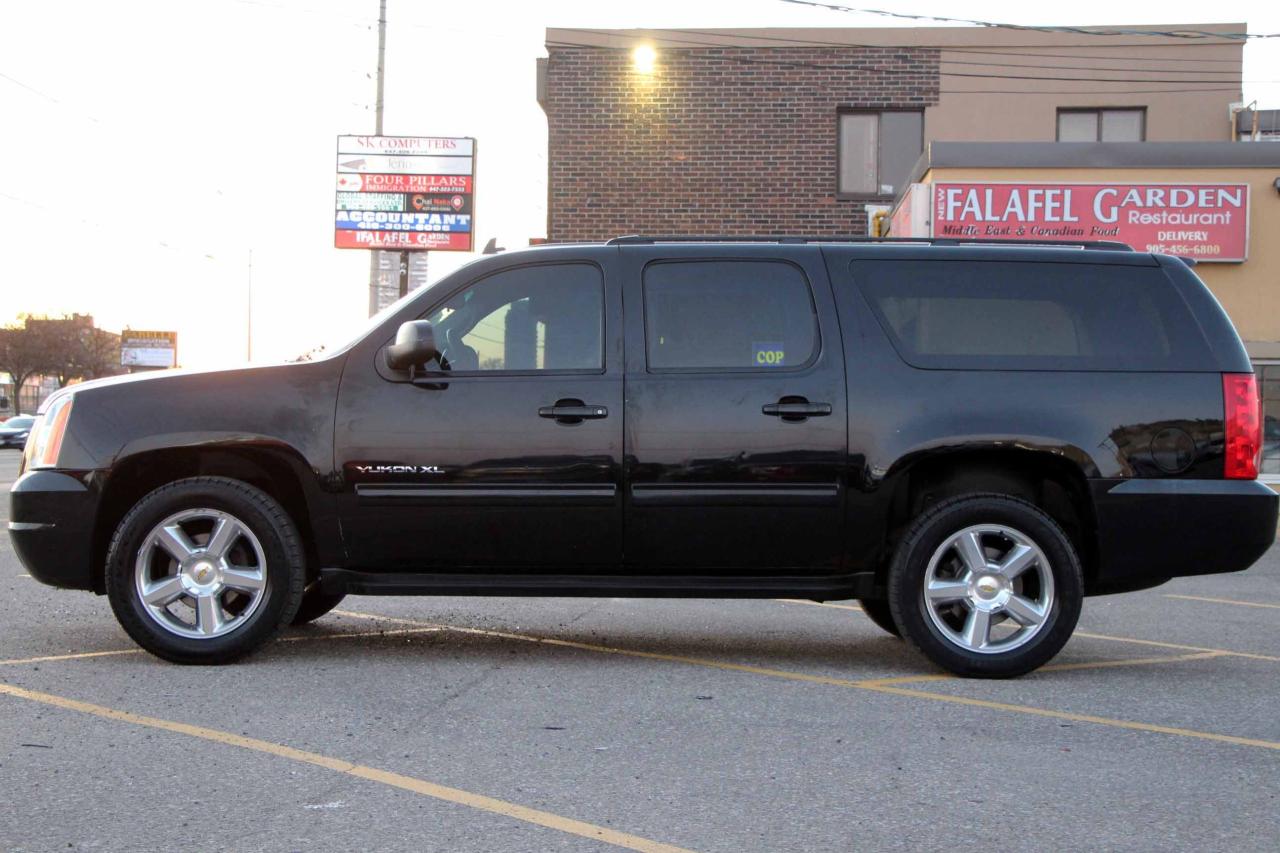 2013 GMC Yukon XL SLE - Photo #4