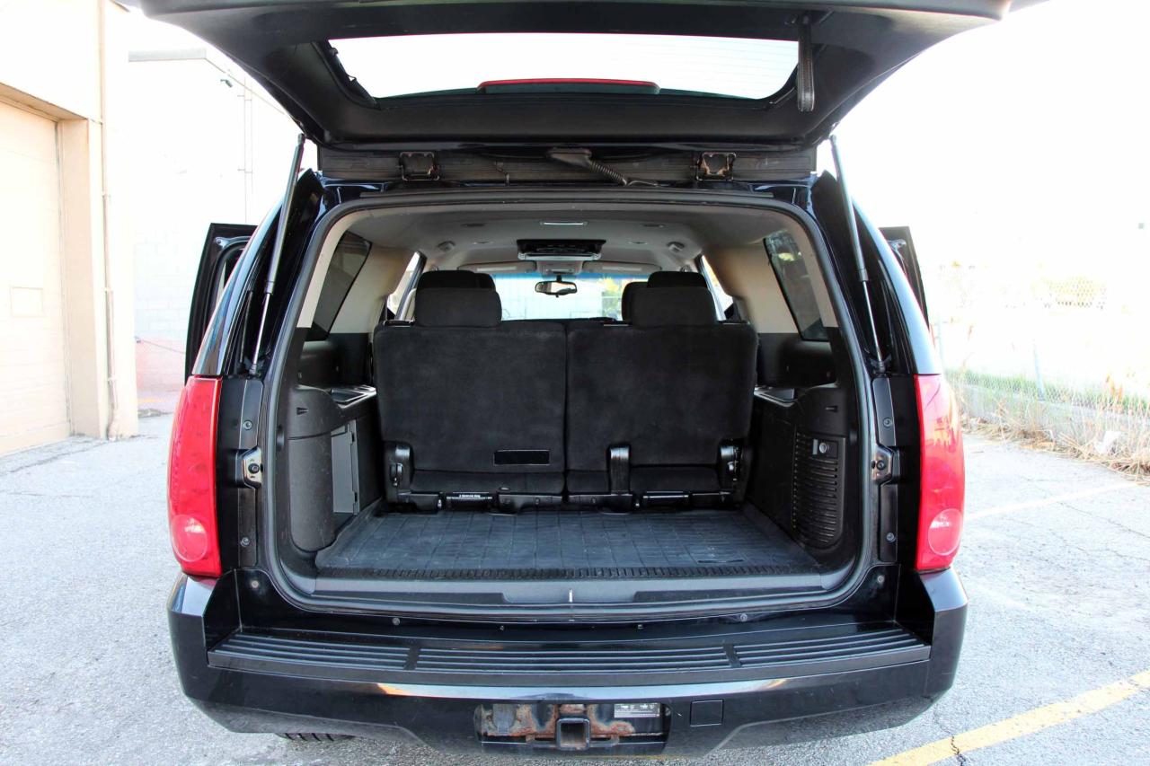 2013 GMC Yukon XL SLE - Photo #9