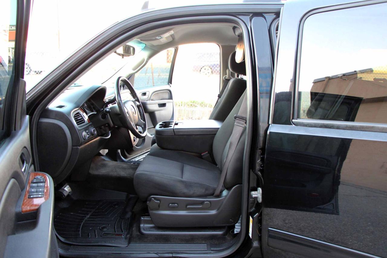 2013 GMC Yukon XL SLE - Photo #19