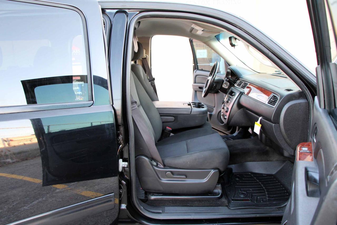 2013 GMC Yukon XL SLE - Photo #20
