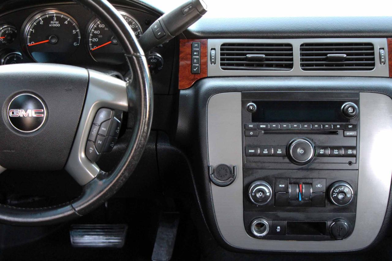 2013 GMC Yukon XL SLE - Photo #25