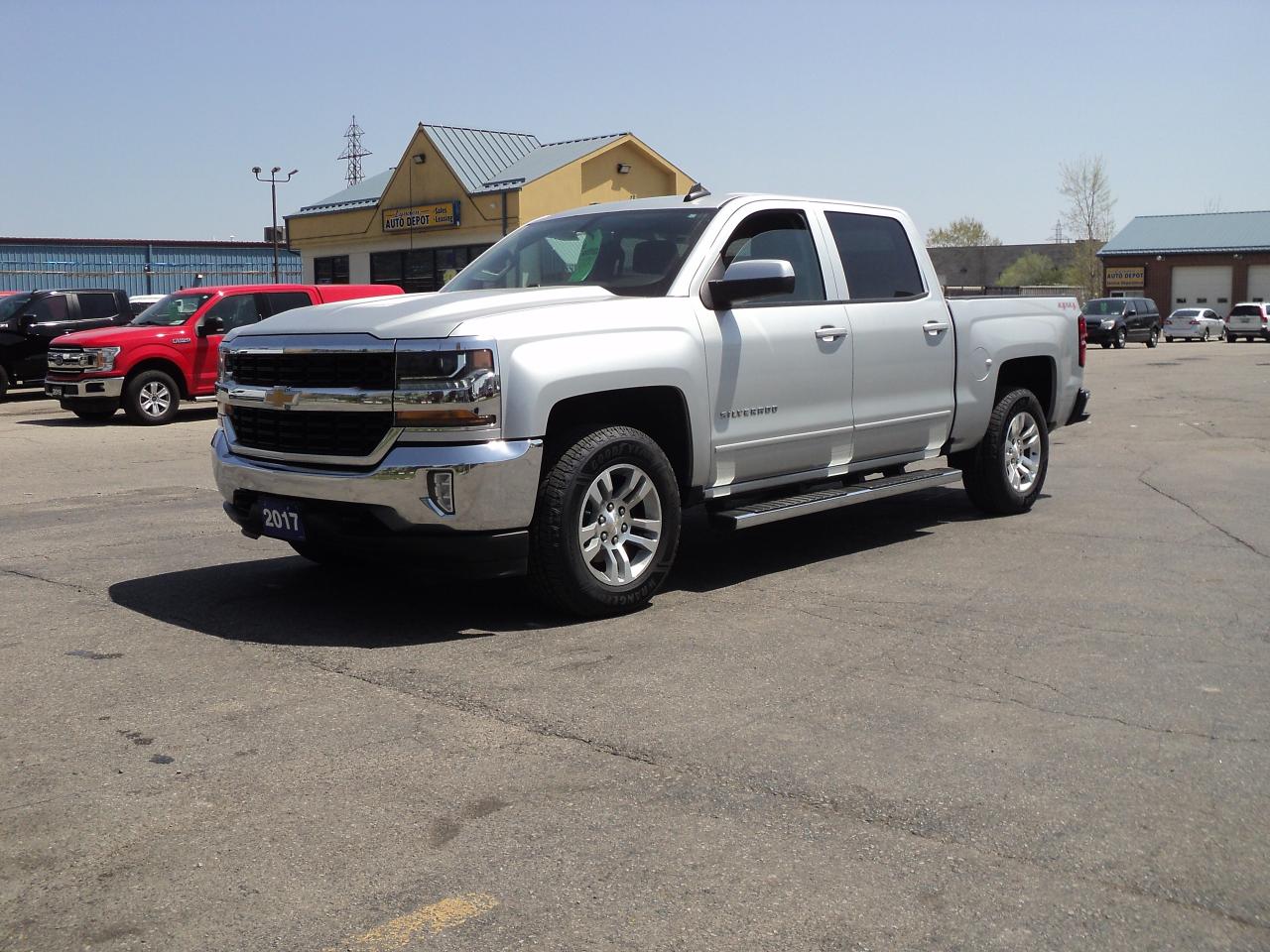 2017 Chevrolet Silverado 1500 LT CrewCab 4WD 5.3L8cyl 5'9"Box BackUpCam - Photo #1