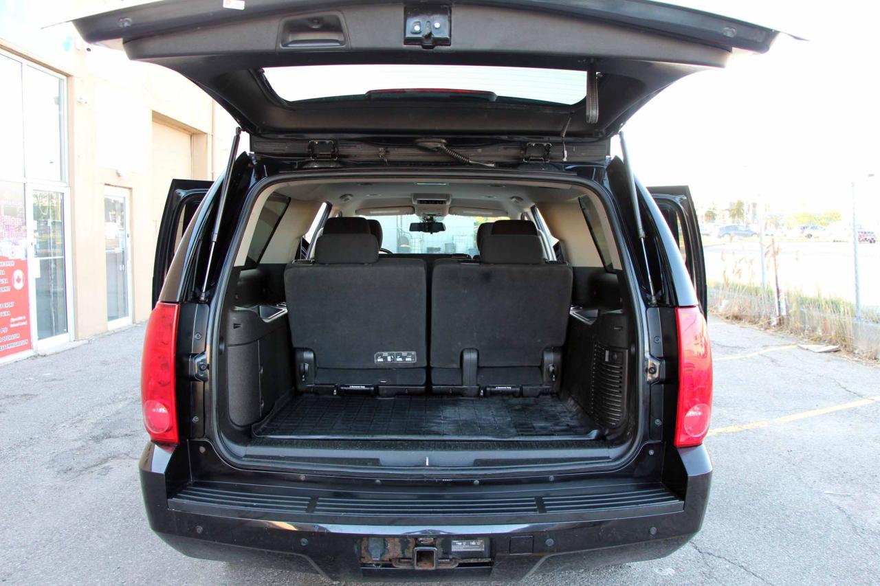2013 GMC Yukon XL SLE - Photo #9