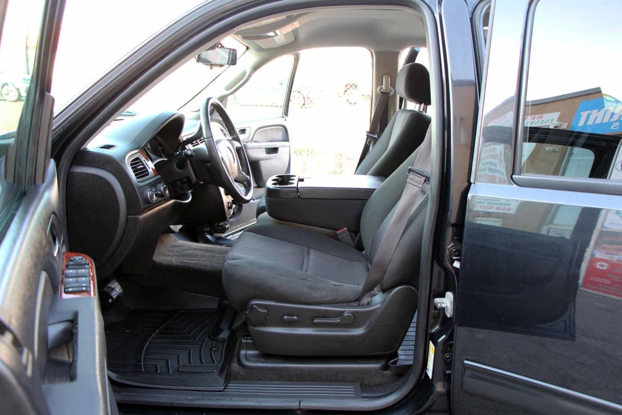 2013 GMC Yukon XL SLE - Photo #19