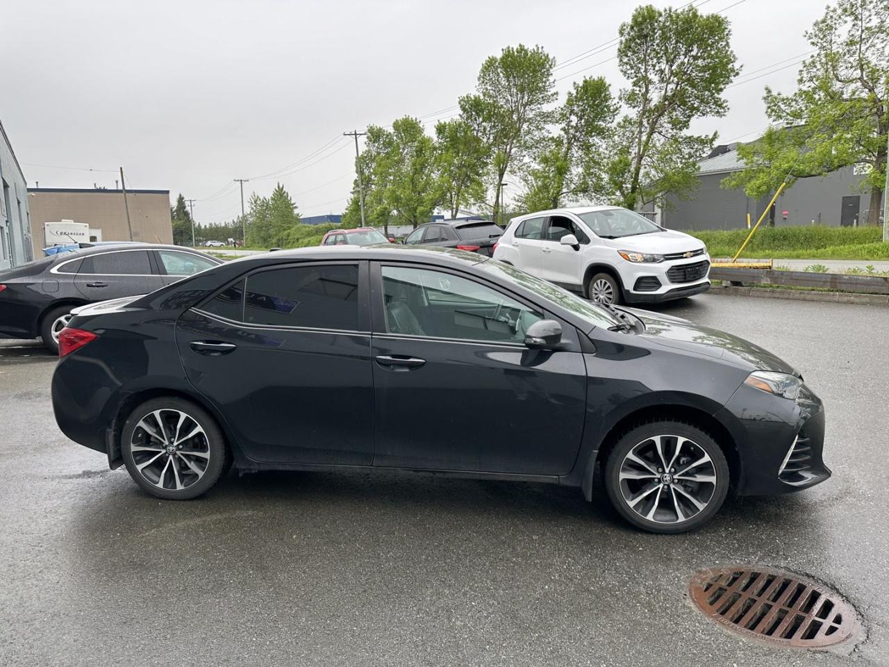 2018 Toyota Corolla XLE CVT - Photo #5