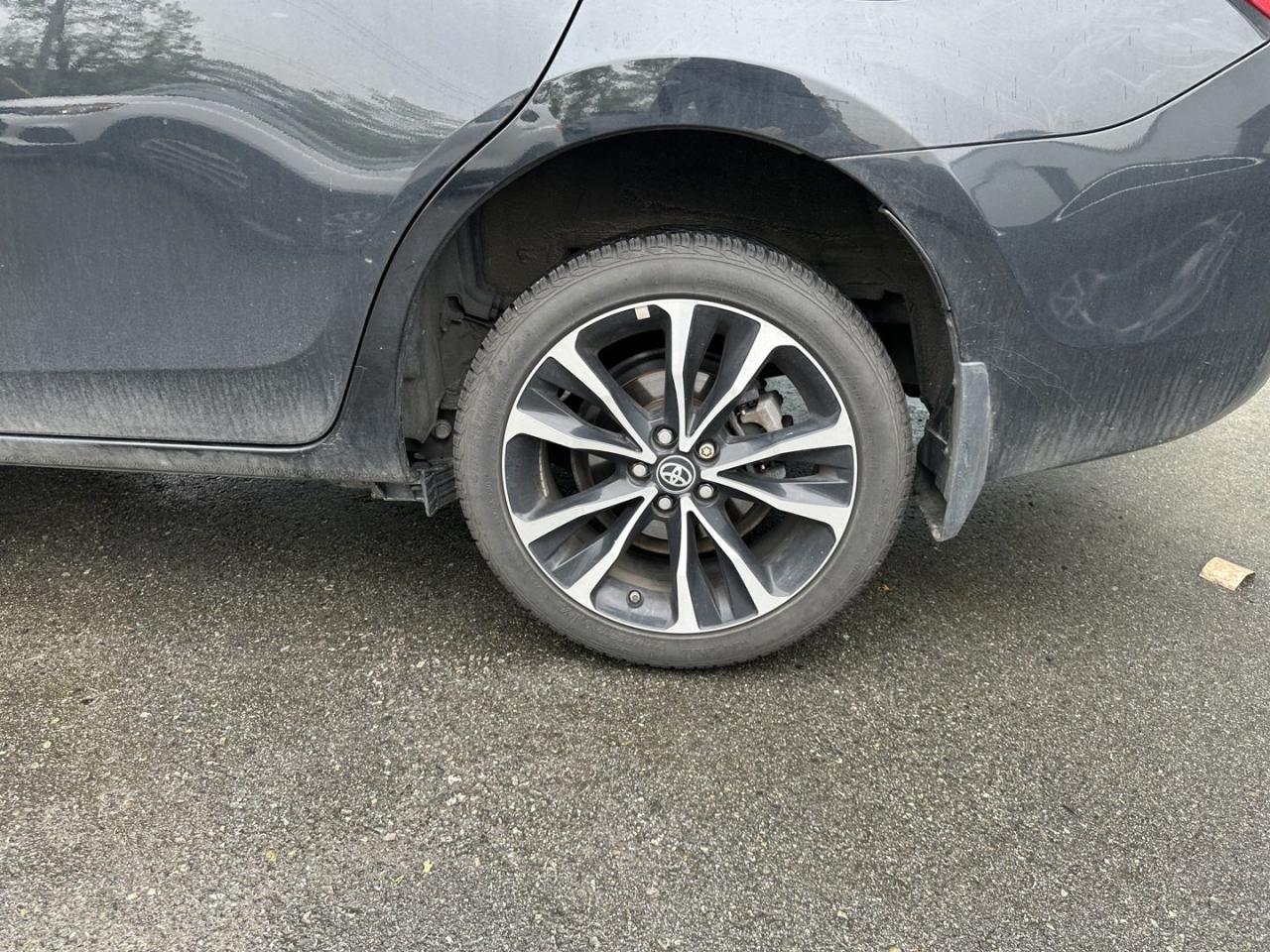 2018 Toyota Corolla XLE CVT - Photo #8