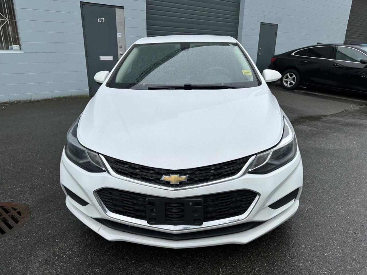 2018 Chevrolet Cruze LT AUTO - Photo #4