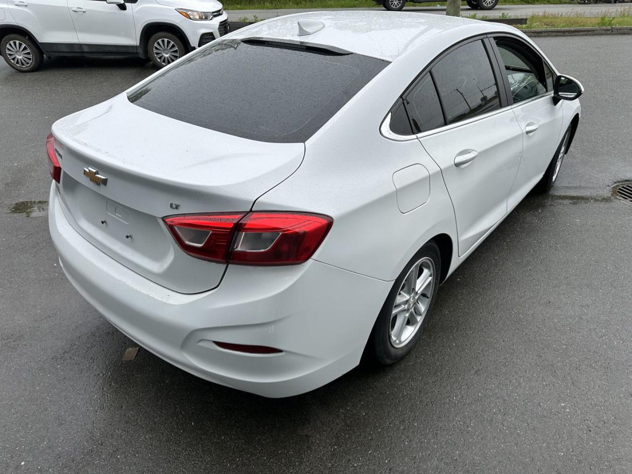 2018 Chevrolet Cruze LT AUTO - Photo #7