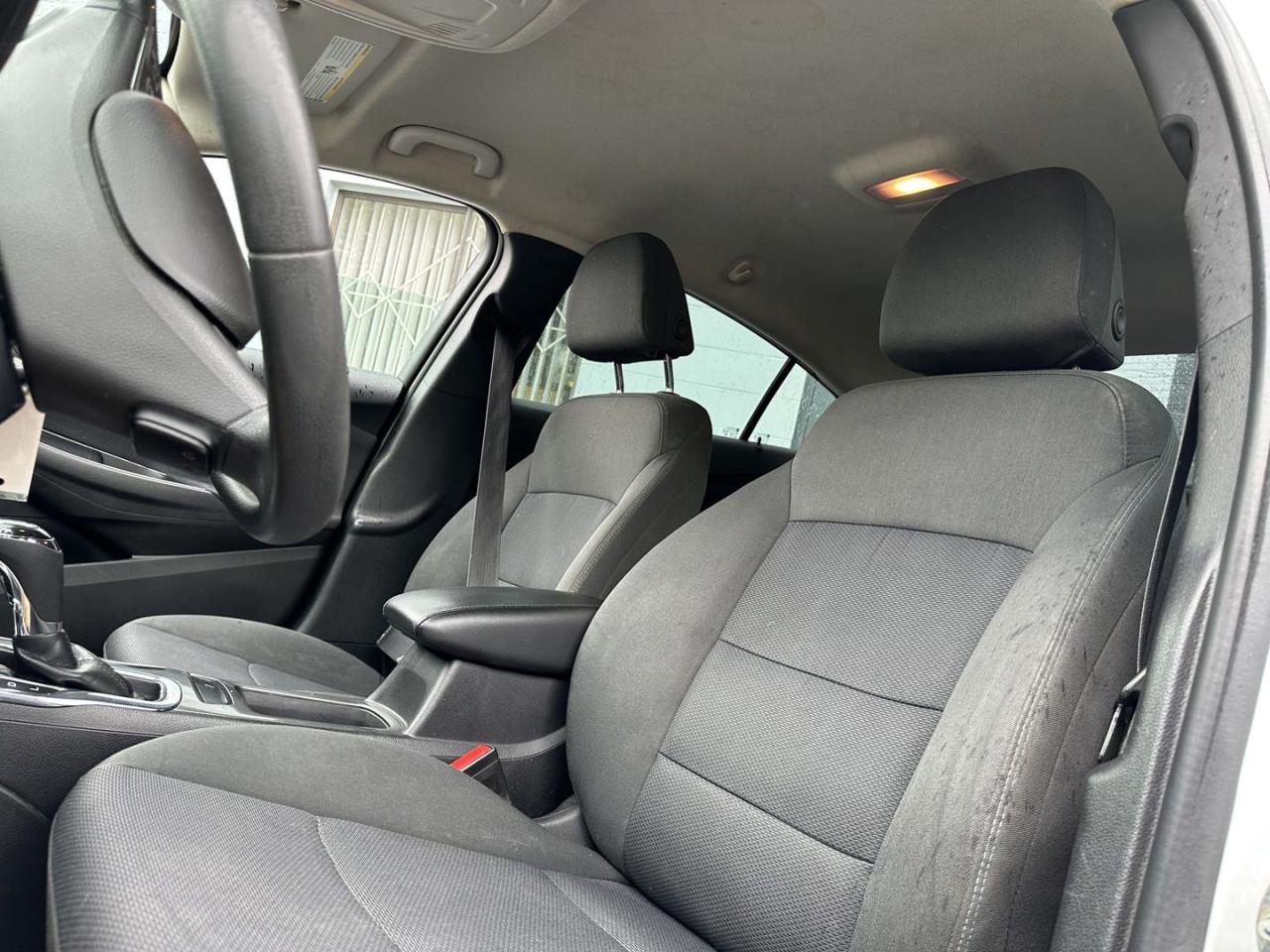 2018 Chevrolet Cruze LT AUTO - Photo #12