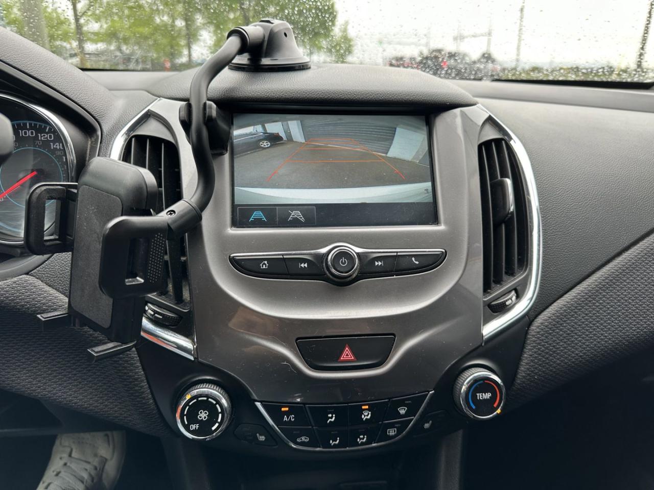 2018 Chevrolet Cruze LT AUTO - Photo #15