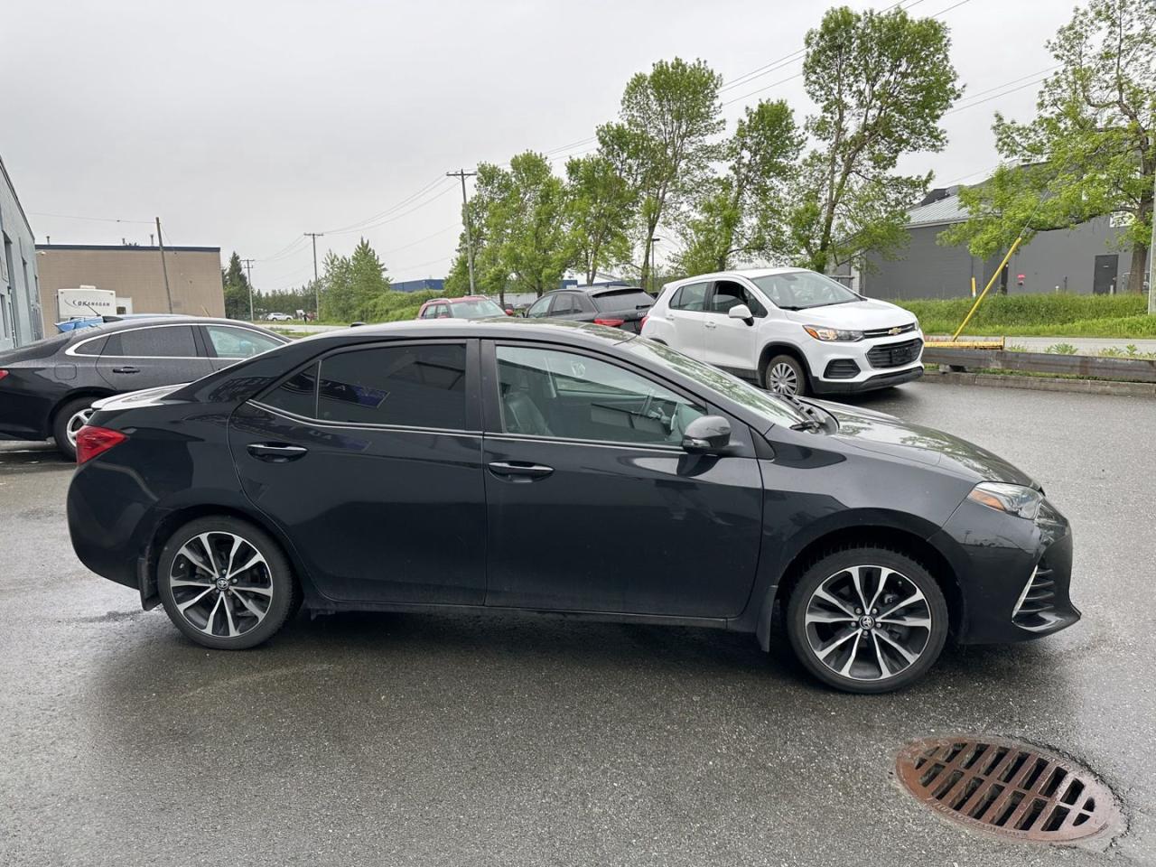 2018 Toyota Corolla XLE CVT - Photo #5