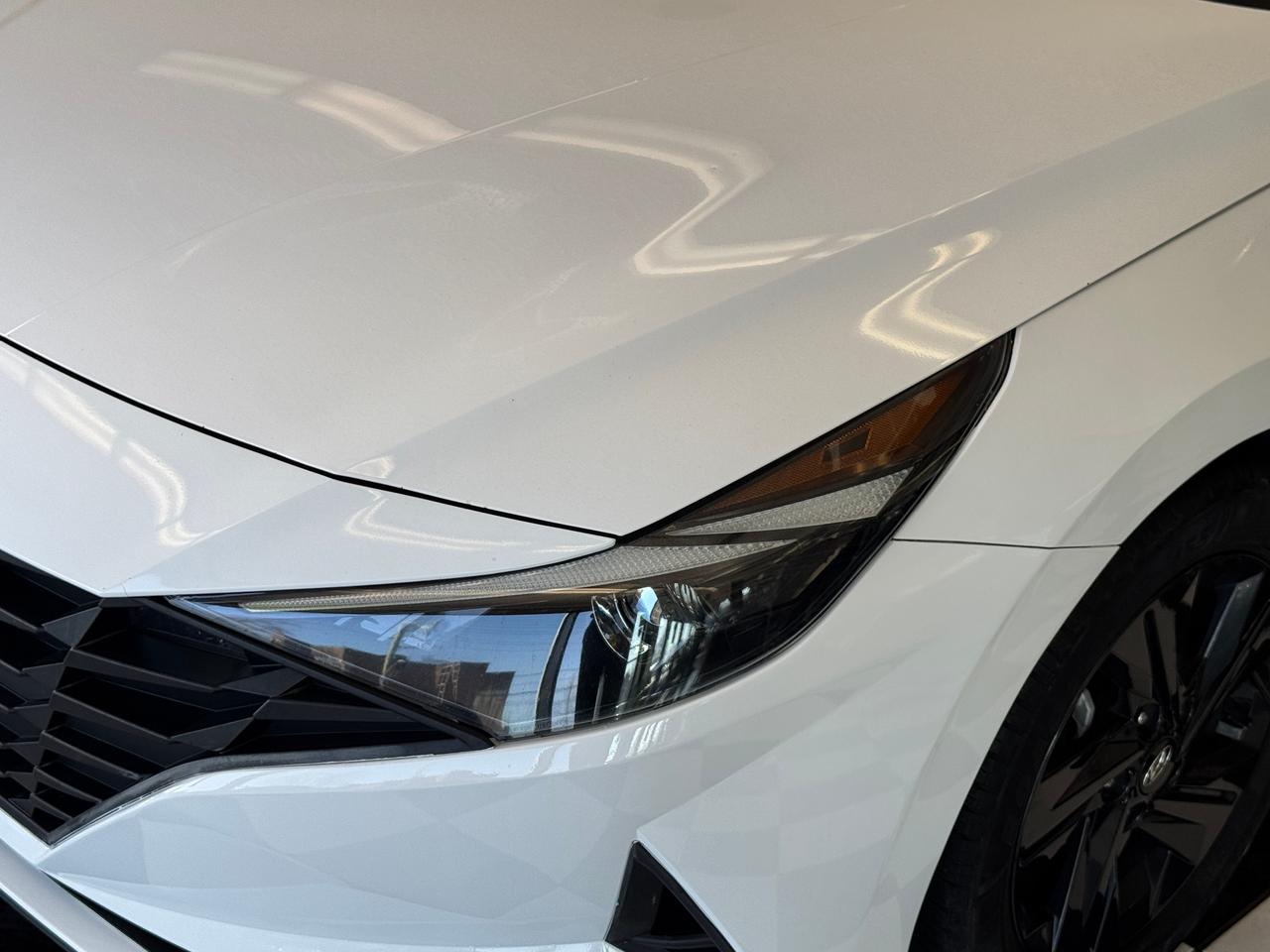 2021 Hyundai Elantra Preferred+RemoteStart+ApplePlay+Camera+CLEANCARFAX Photo