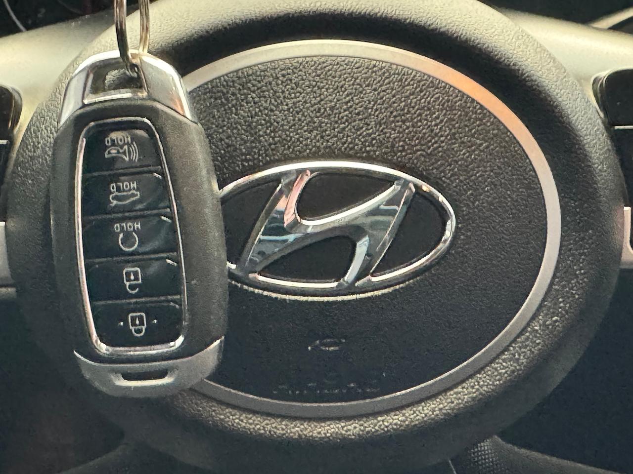 2021 Hyundai Elantra Preferred+RemoteStart+ApplePlay+Camera+CLEANCARFAX Photo