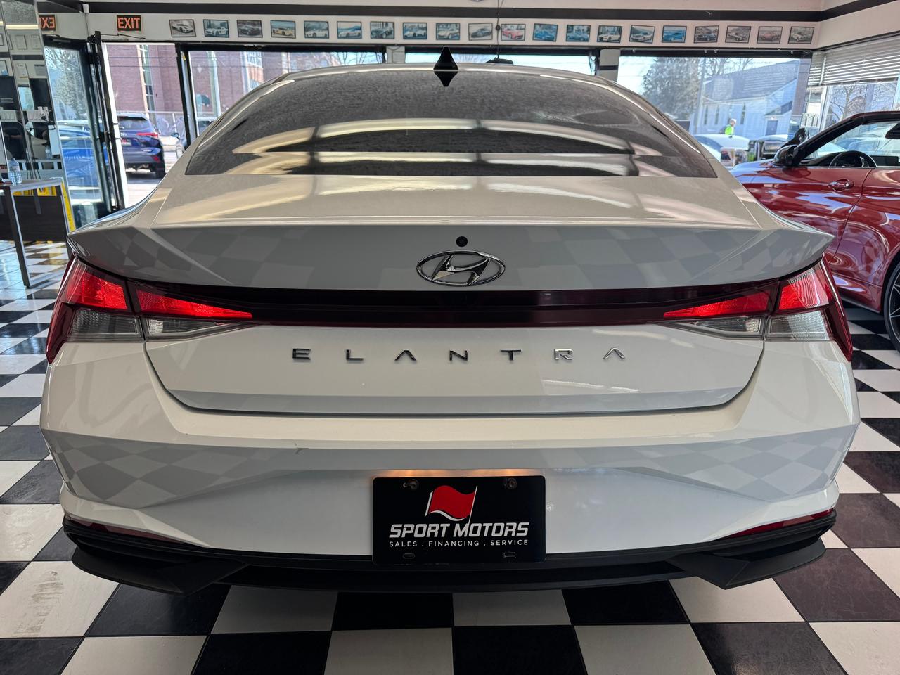 2021 Hyundai Elantra Preferred+RemoteStart+ApplePlay+Camera+CLEANCARFAX Photo