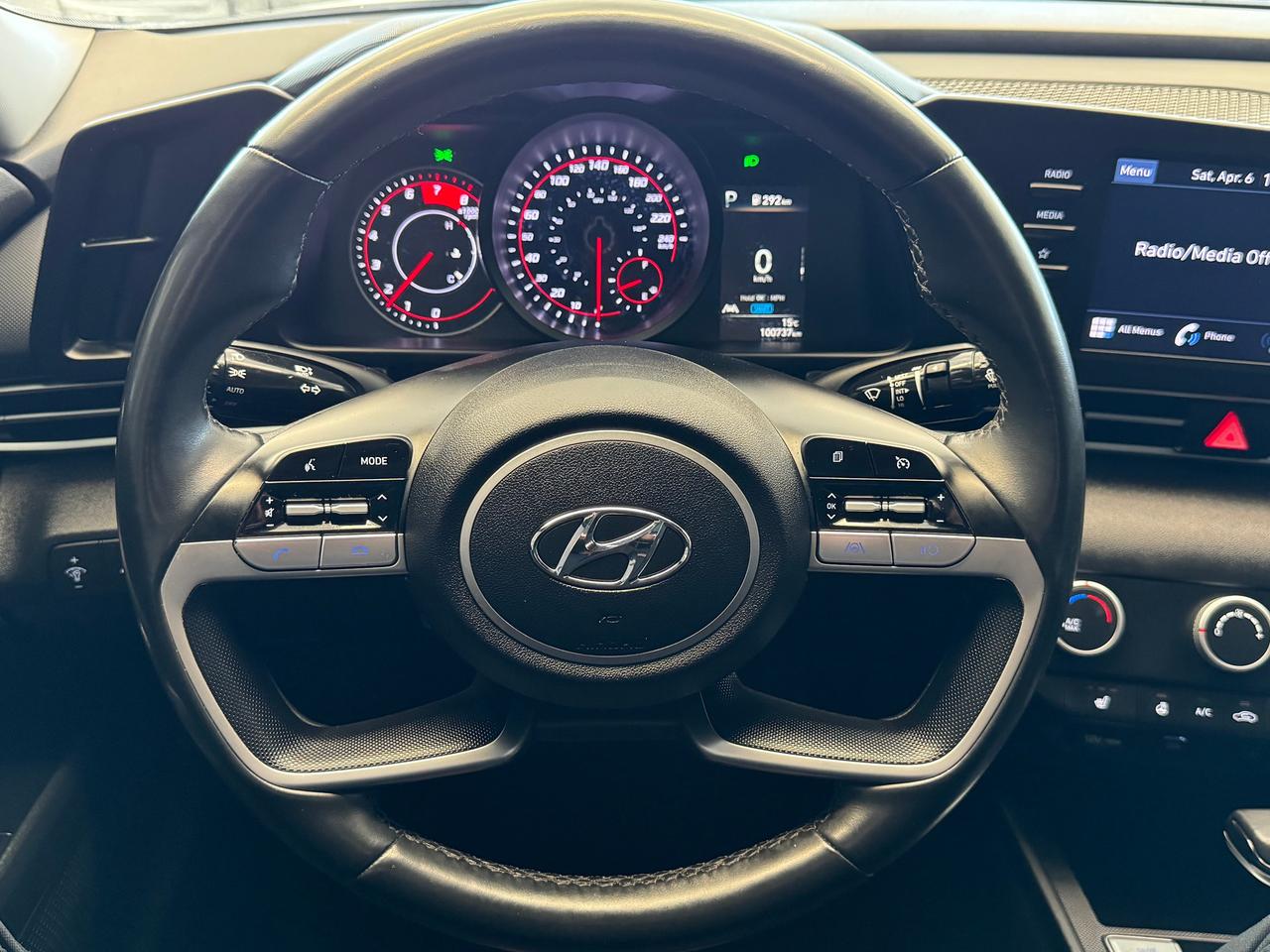 2021 Hyundai Elantra Preferred+RemoteStart+ApplePlay+Camera+CLEANCARFAX Photo