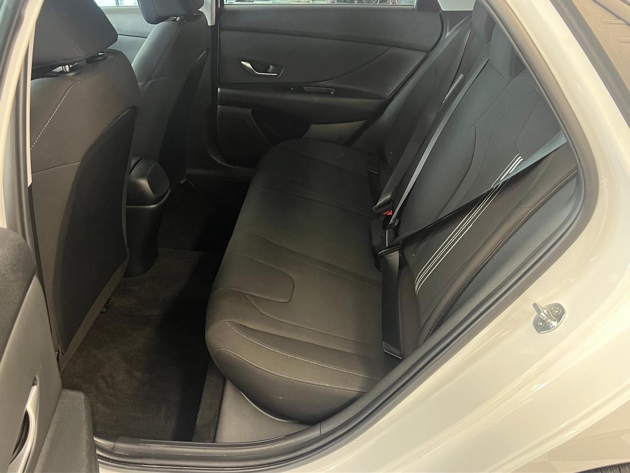 2021 Hyundai Elantra Preferred+RemoteStart+ApplePlay+Camera+CLEANCARFAX Photo