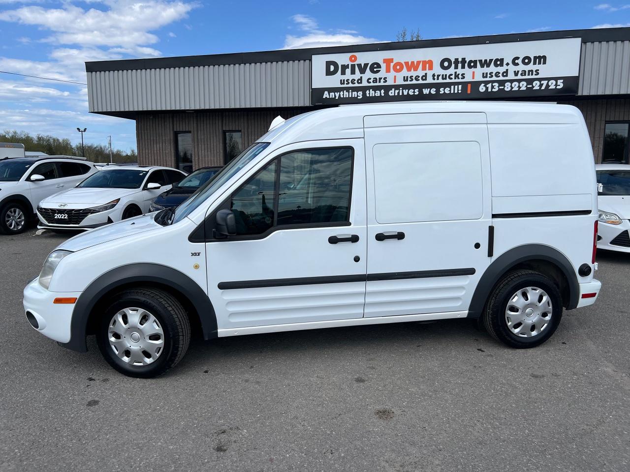 2012 Ford Transit Connect 114.6" XLT w/o rear door glass - Photo #2
