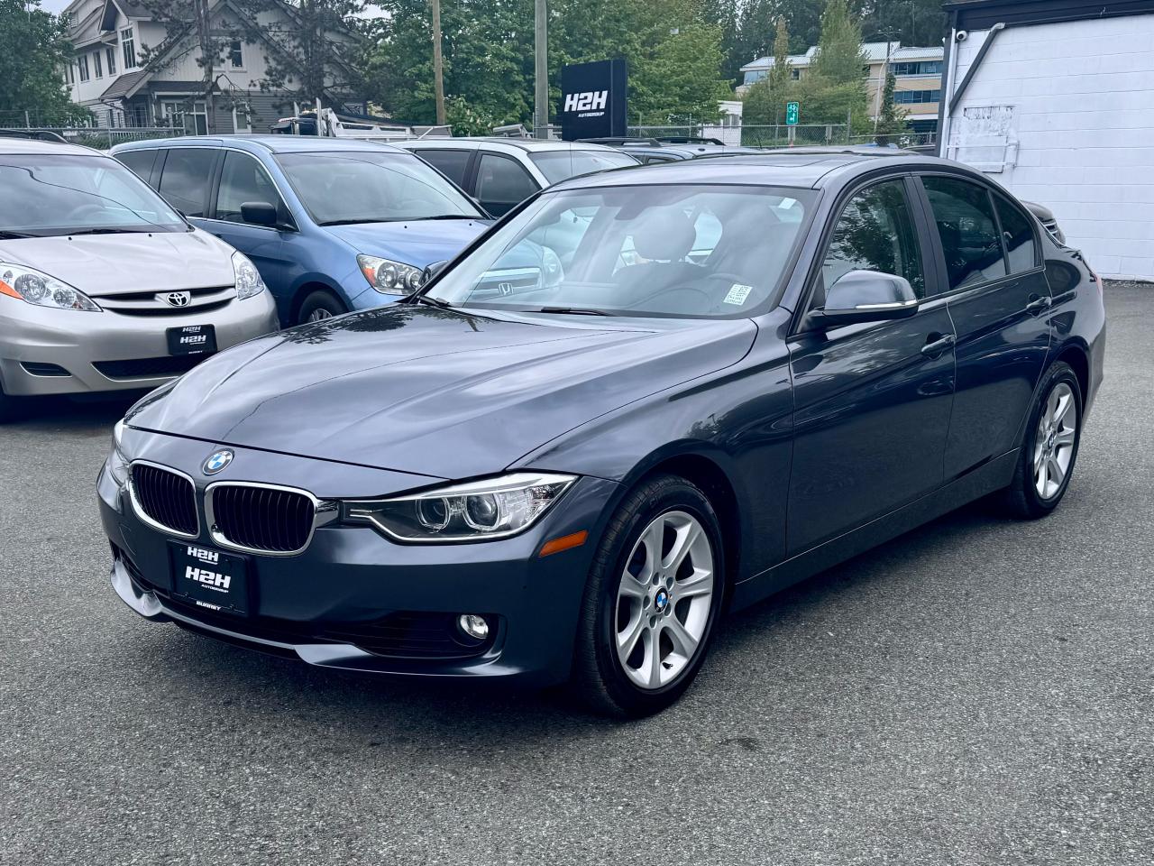 Used 2013 BMW 3 Series 328i xDrive FINANCING AVAILABLE for sale in Surrey, BC
