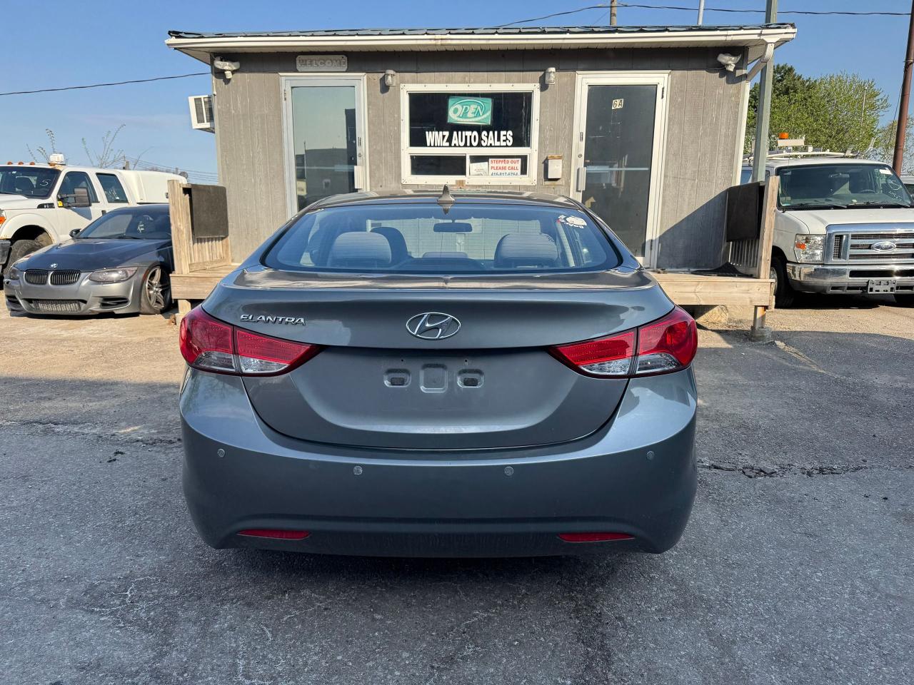 2012 Hyundai Elantra GL - Photo #5