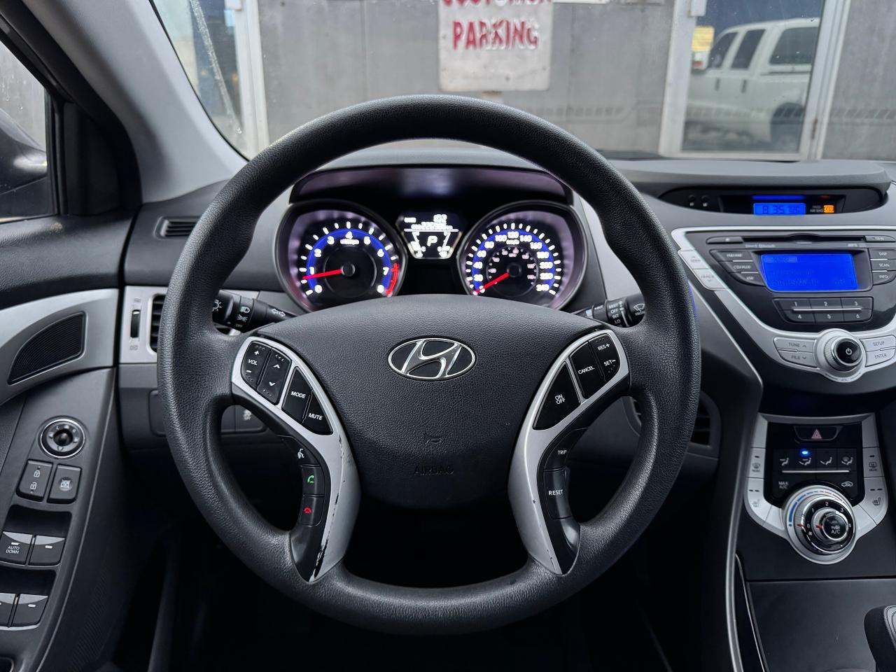 2012 Hyundai Elantra GL - Photo #25