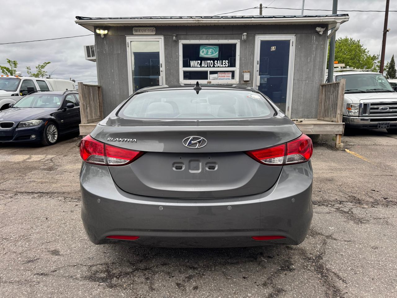 2012 Hyundai Elantra GL - Photo #7