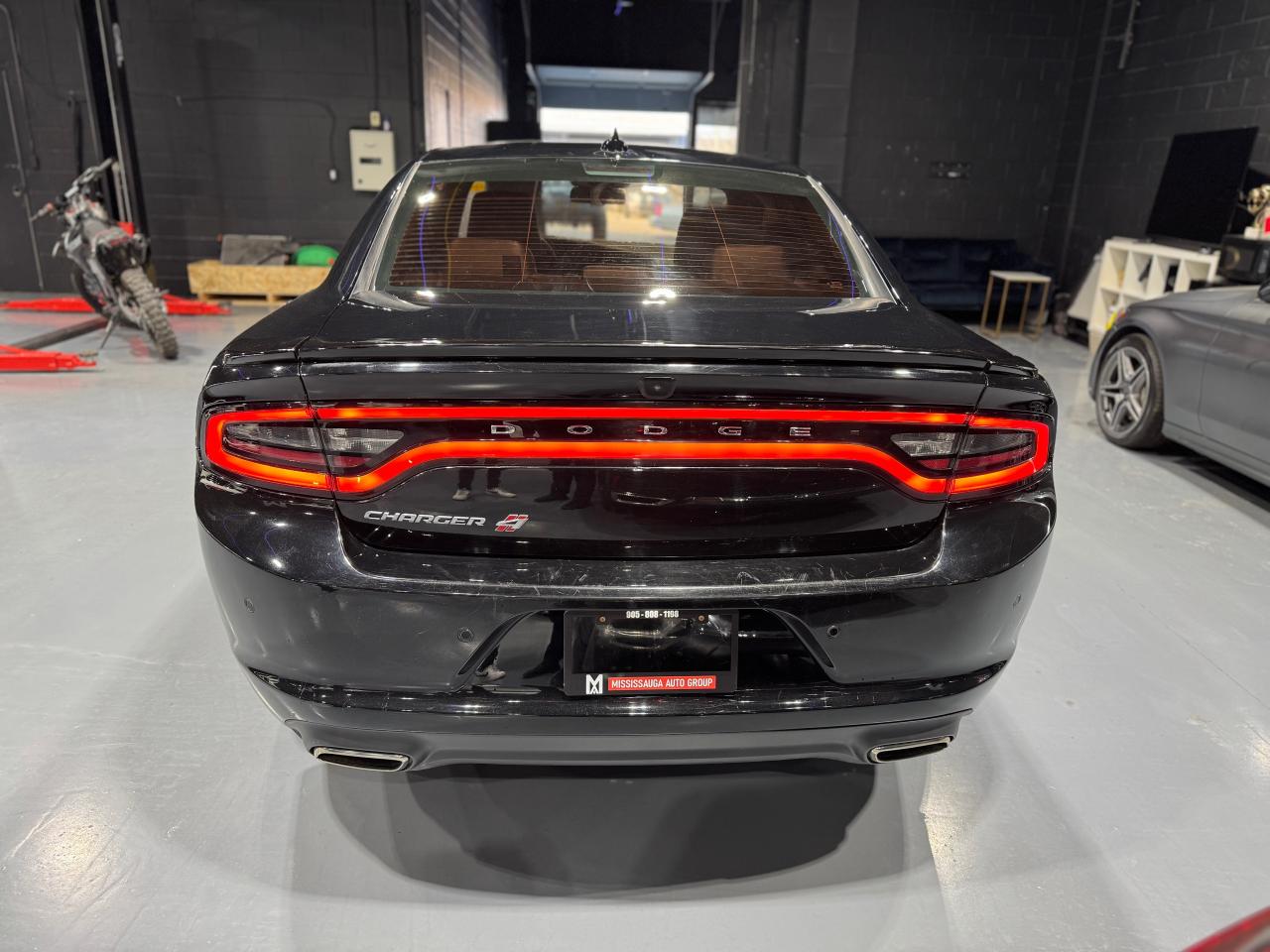 2018 Dodge Charger GT - Photo #6