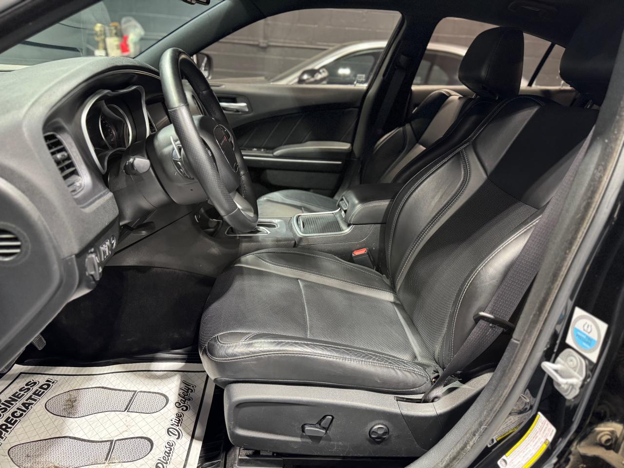 2018 Dodge Charger GT - Photo #9