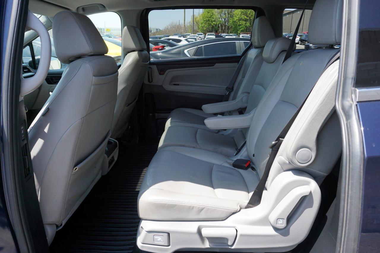2018 Honda Odyssey TOURING CERTIFIED *8 SEATS*26 HONDA SERVICE* NAV CAMERA BLUETOOTH DVD SUNROOF LEATHER HEATED SEATS CRUISE ALLOYS - Photo #16