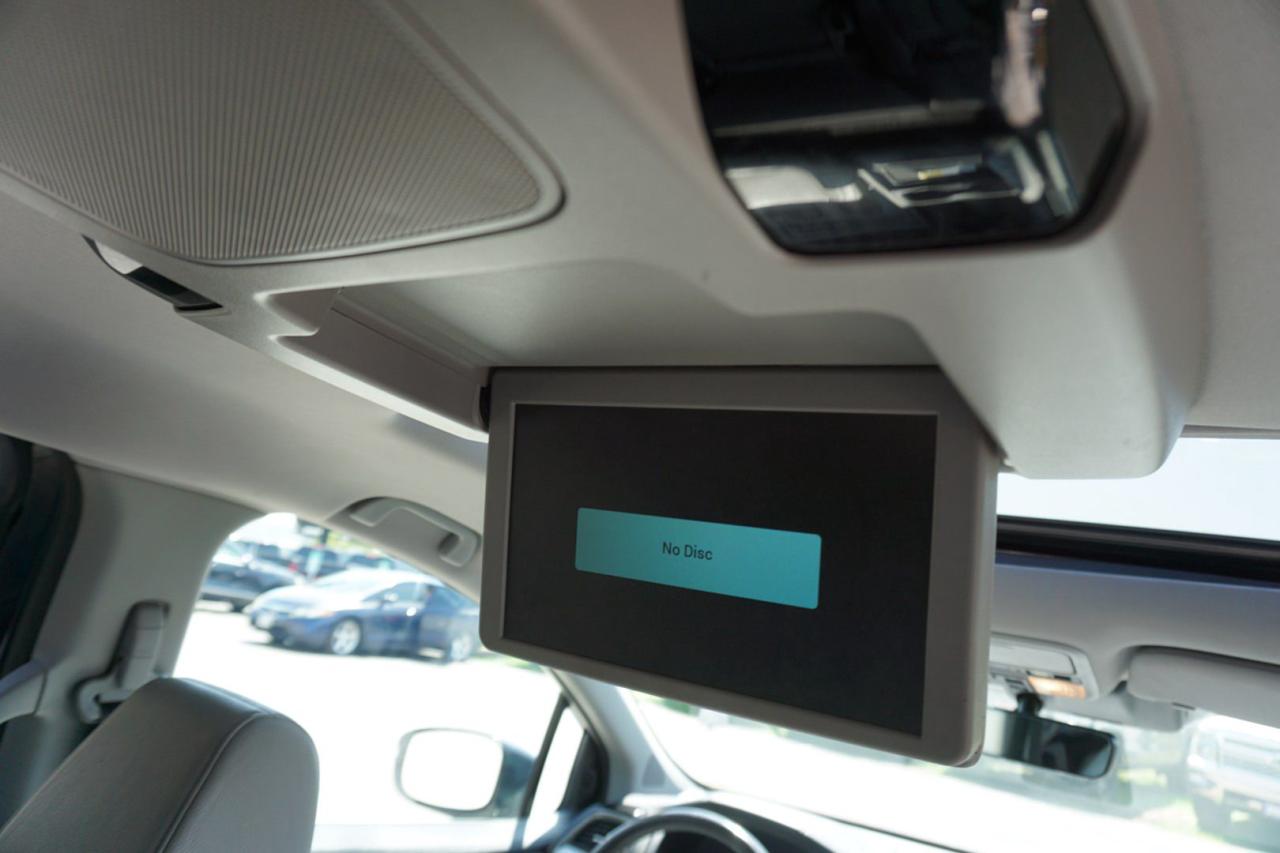 2018 Honda Odyssey TOURING CERTIFIED *8 SEATS*26 HONDA SERVICE* NAV CAMERA BLUETOOTH DVD SUNROOF LEATHER HEATED SEATS CRUISE ALLOYS - Photo #27