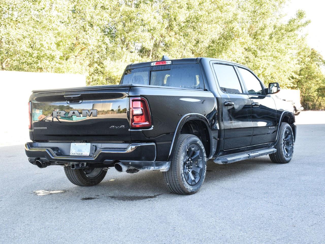 2025 RAM 1500 Big Horn 4x4 Crew Cab 5'7" Box Photo3