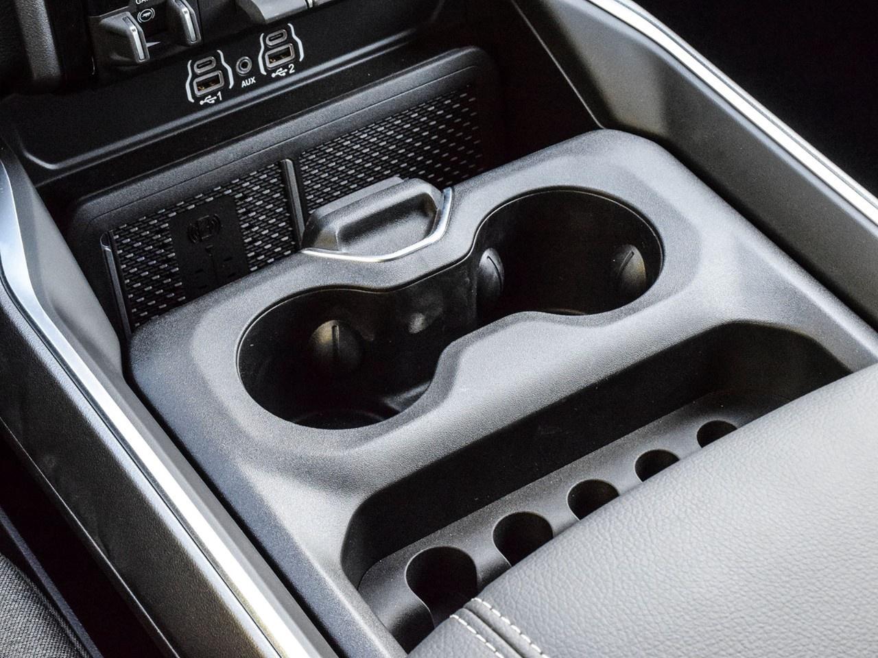 2025 RAM 1500 Big Horn 4x4 Crew Cab 5'7" Box Photo