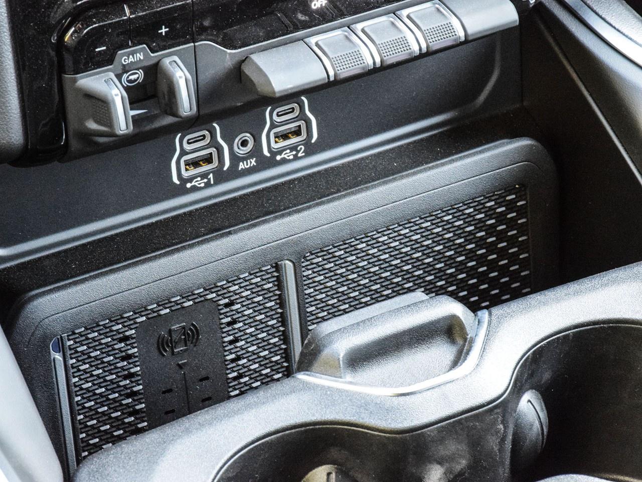 2025 RAM 1500 Big Horn 4x4 Crew Cab 5'7" Box Photo