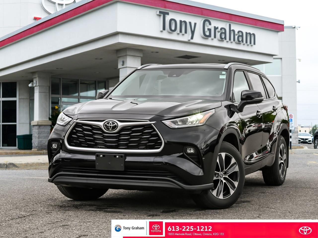 Used 2025 Toyota Highlander HYBRID XLE for sale in Ottawa, ON