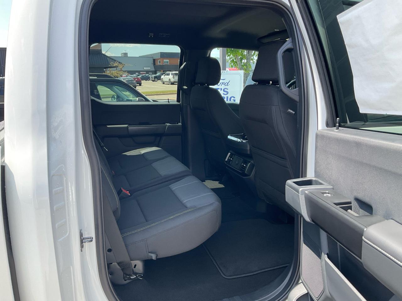 2025 Ford F-150 STX Photo5