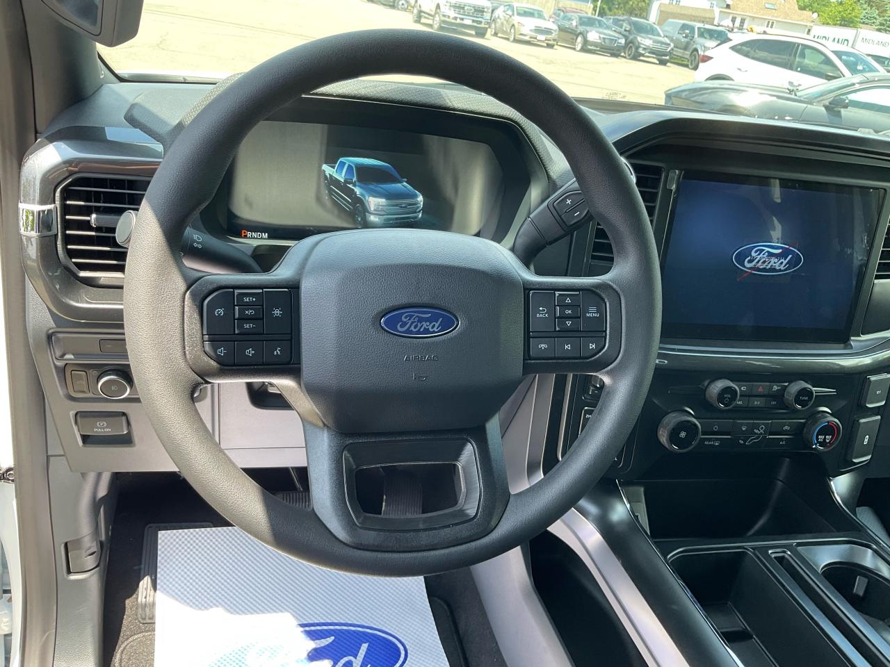 2025 Ford F-150 STX Photo5