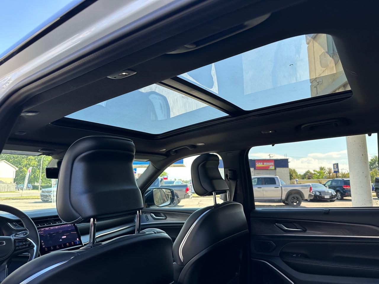 2025 Jeep Grand Cherokee L Overland Photo