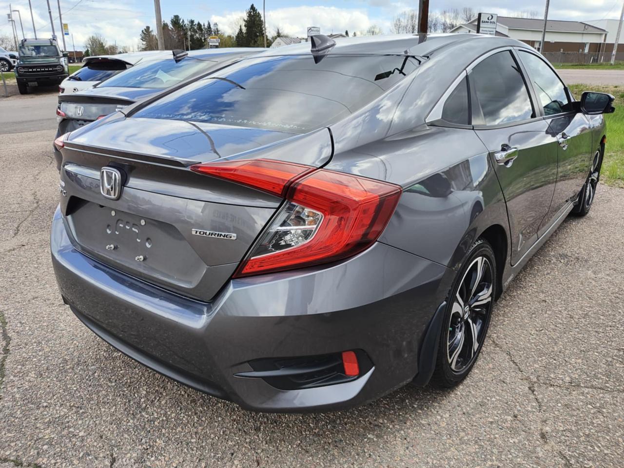 2016 Honda Civic Touring