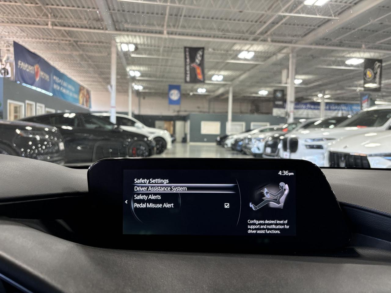 2019 Mazda MAZDA3 Sport GX|HATCHBACK|SKYACTIVG|SPORTMODE|ALLOYS|BACKUPCAM| - Photo #16