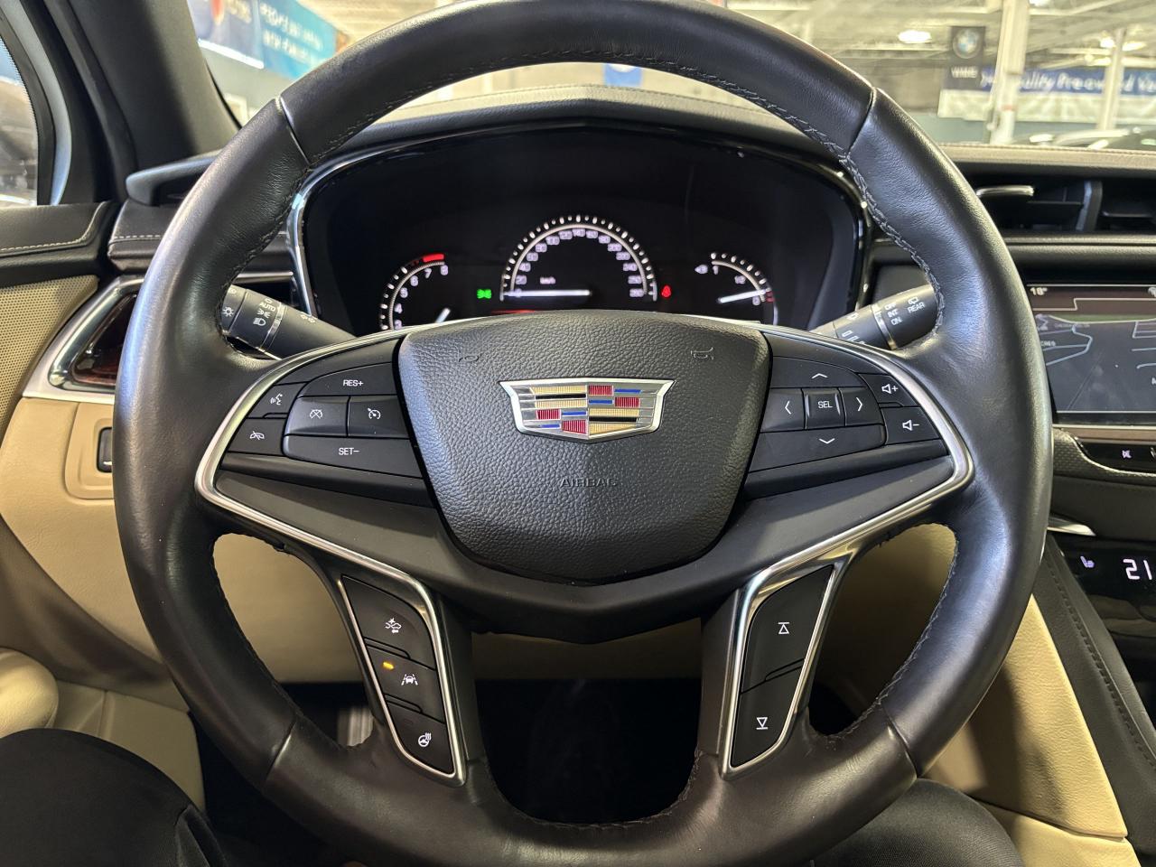 2017 Cadillac XT5 Luxury AWD|NAV|CREAMLEATHER|WOOD|BOSE|PANORAMIC|++ - Photo #36