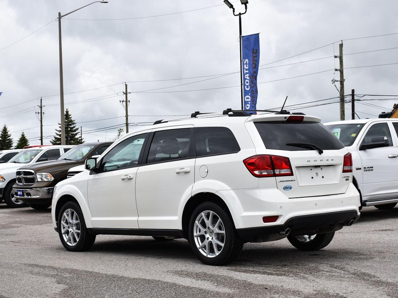 2016 Dodge Journey Limited ~Heated Seats + Wheel ~Bluetooth ~Sunroof Photo4