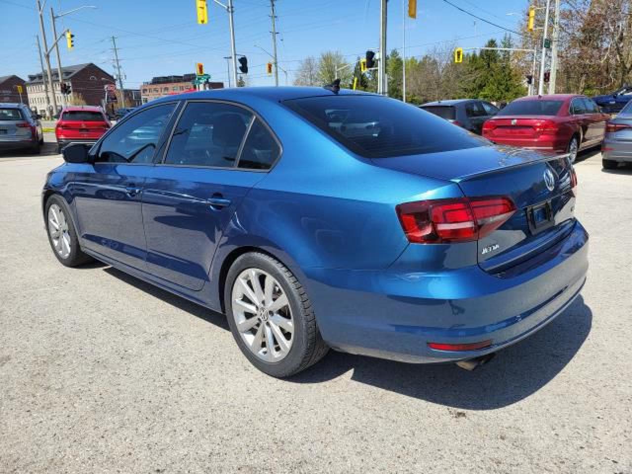 2016 Volkswagen Jetta SPORT Photo25