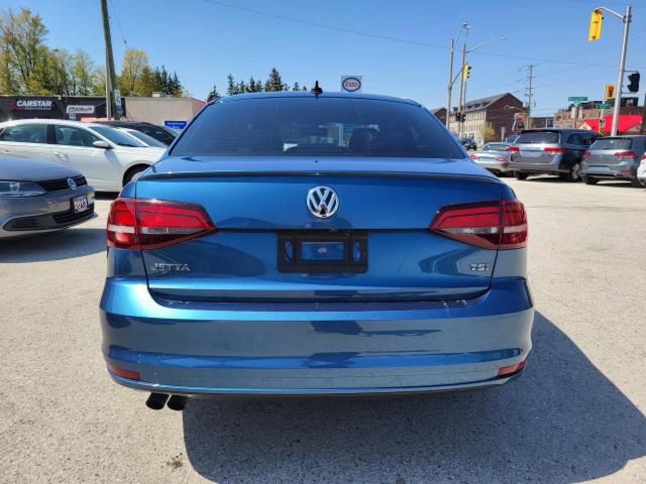 2016 Volkswagen Jetta SPORT Photo24
