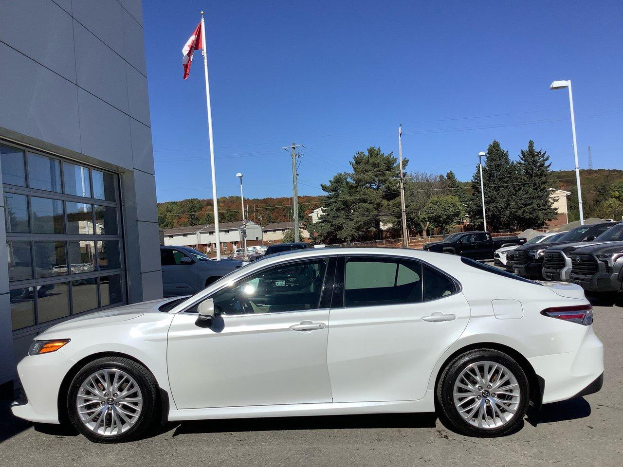 2018 Toyota Camry XSE Photo