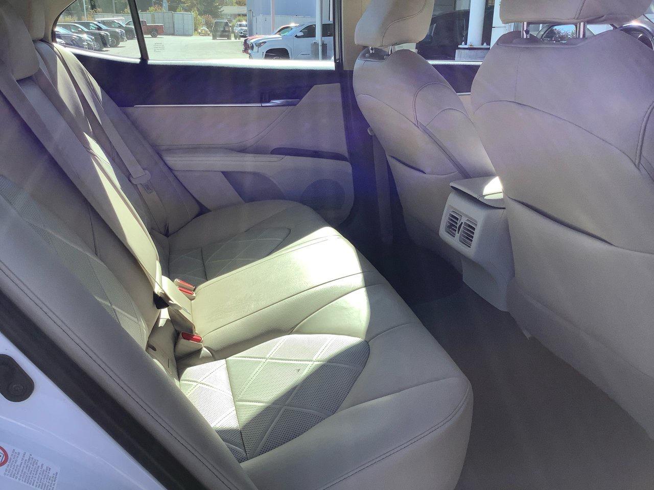 2018 Toyota Camry XSE Photo